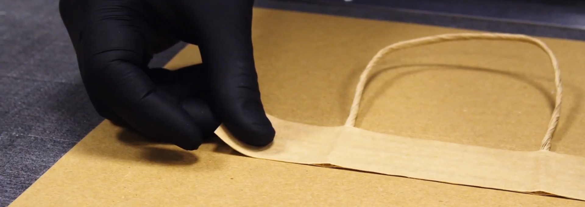 calendare against plastic